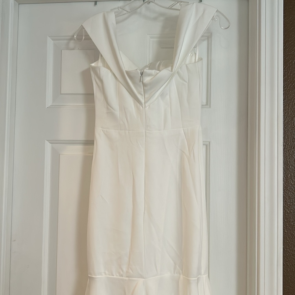 Mermaid Off-Shoulder Mermaid Dress - Picture 7 of 10